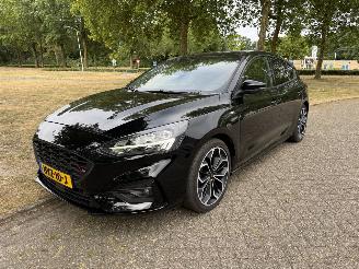 krockskadad bil auto Ford Focus  2019/1