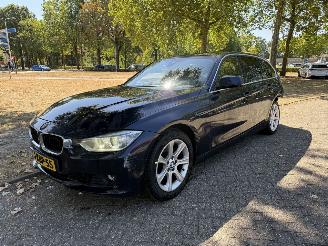 Schadeauto BMW 3-serie  2013/1