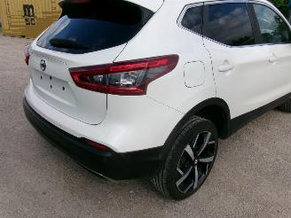 Nissan Qashqai 1.2 Tekna - N-Connect picture 15