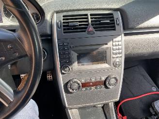 Mercedes B-klasse 180 Business Class bak en motor uitgevallen picture 30