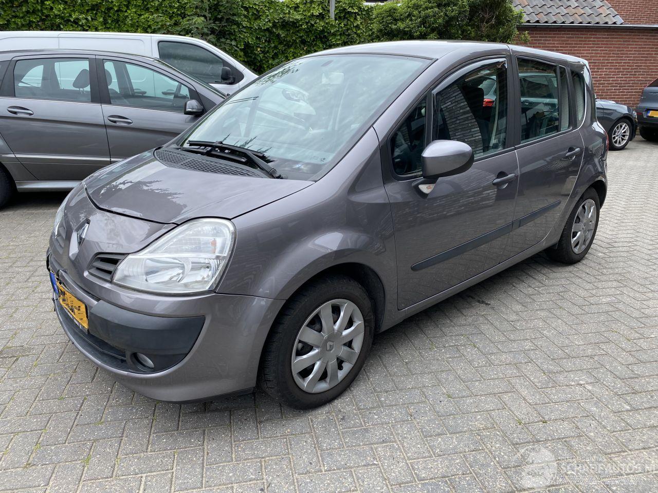 Renault Modus Automaat 1.6 82KW VASTE PRIJS