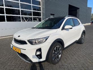 skadebil auto Kia Stonic 1.0i T-GDi 12V SUV  Benzine 998cc 88kW (120pk) FWD 2018/1