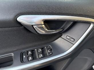 Volvo V-60 1.6 T3 16V Combi/o  Benzine 1.598cc 110kW (150pk) FW picture 19