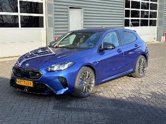 Coche accidentado BMW 1-serie M135i xDrive Hatchback Benzine 1.998cc 221kW (300pk) 4x4 2025/7