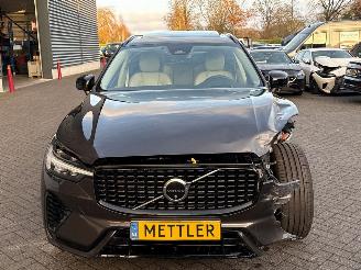 Volvo Xc-60 2.0 T6 16V Recharge, Twin Engine AWD SUV  Elektrisch Benzine 1.969cc 257kW (349pk) 4x4 2022-01 (UZH1; UZH4) B4204T52 picture 4