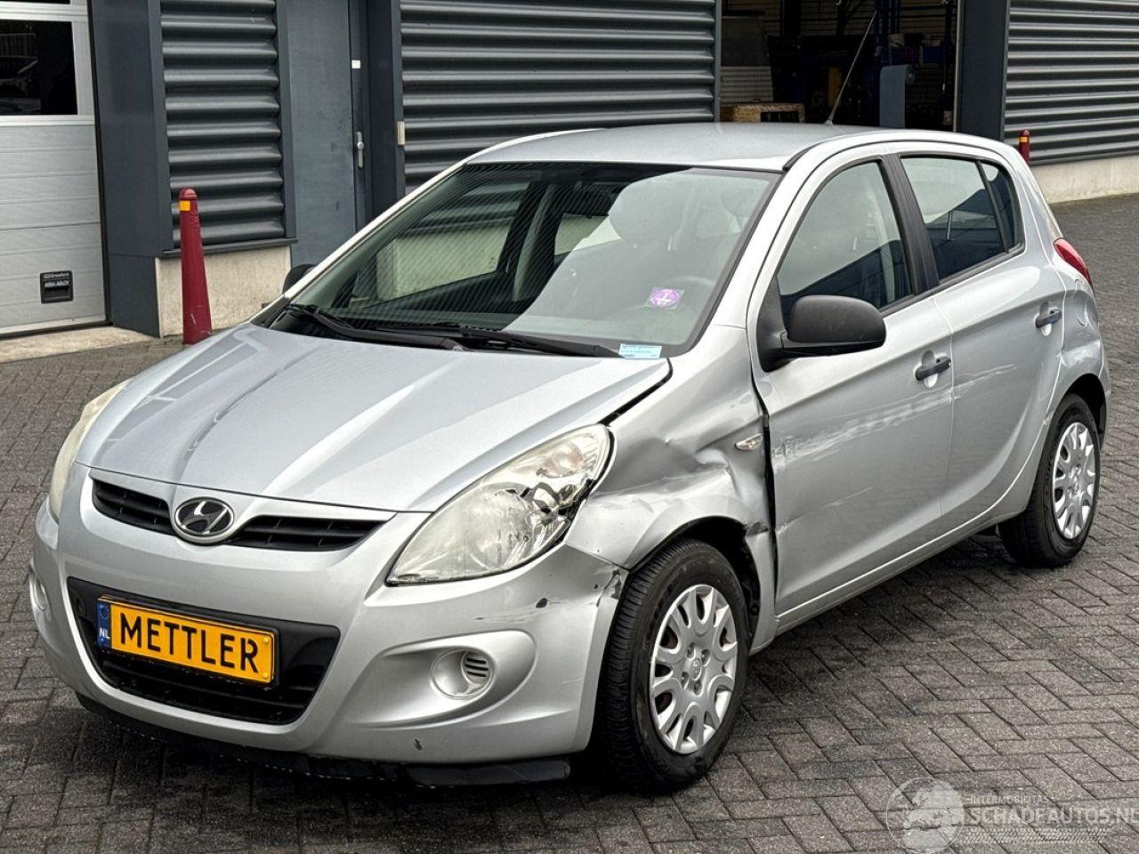 Hyundai I-20 1.2i 16V Hatchback  Benzine 1.248cc 57kW (77pk) FWD