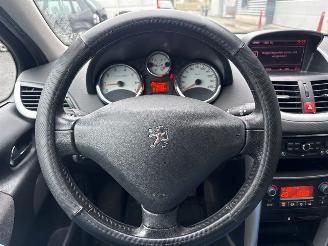 Peugeot 207 1.6 16V VTRi Hatchback  Benzine 1.598cc 88kW (120pk) FWD picture 12