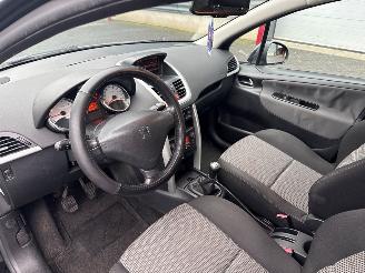 Peugeot 207 1.6 16V VTRi Hatchback  Benzine 1.598cc 88kW (120pk) FWD picture 11