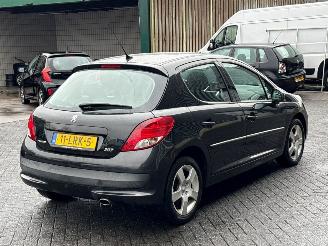 Peugeot 207 1.6 16V VTRi Hatchback  Benzine 1.598cc 88kW (120pk) FWD picture 5