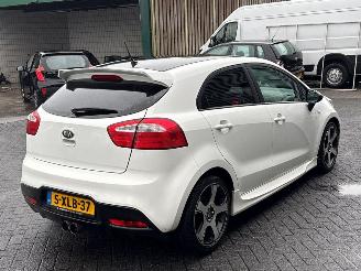 Kia Rio 1.4 CVVT 16V Hatchback  Benzine 1.396cc 80kW (109pk) FWD picture 5