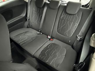 Kia Picanto 1.2 16V Hatchback  Benzine 1.248cc 63kW (86pk) FWD picture 10