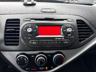 Kia Picanto 1.2 16V Hatchback  Benzine 1.248cc 63kW (86pk) FWD picture 14