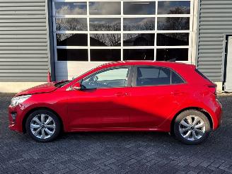 Kia Rio 1.0i T-GDi 100 12V Hatchback  Benzine 998cc 74kW (101pk) FWD picture 2