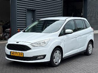 Avarii autoturisme Ford Grand C-Max 1.5 TDCi 95 16V MPV  Diesel 1.499cc 70kW (95pk) FWD 2017/9