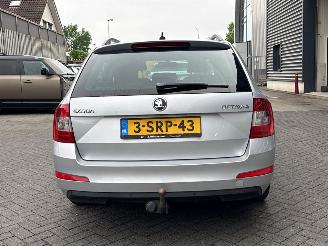 Skoda Octavia 1.6 TDI GreenTec 16V Combi/o 4Dr Diesel 1.598cc 77kW (105pk) FWD picture 4