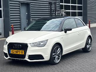Unfallwagen Audi A1 1.2 TFSI Hatchback 2Dr Benzine 1.197cc 63kW (86pk) FWD 2010/10