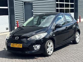 skadebil auto Mazda 2 1.3 16V S-VT High Power Hatchback  Benzine 1.349cc 63kW (86pk) FWD 2010/5