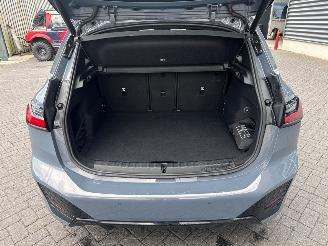 BMW 2-serie M Sportpakket 220i Mild Hybrid 1.5 TwinPower Turbo 12V MPV  Elektrisch Benzine 1.499cc 125kW (170pk) FWD picture 9