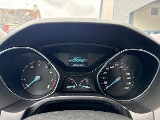 Ford Focus 1.6 Ti-VCT 16V 125 Hatchback picture 20