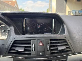 Mercedes E-klasse E-350 CGI V6 24V Coupe 2Dr Benzine 3.498cc 215kW (292pk) RWD picture 14