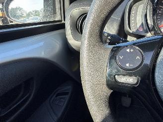 Citroën C1 1.2 PureTech 82 12V Hatchback  Benzine 1.199cc 60kW (82pk) FWD picture 20