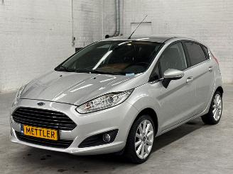 Avarii autoturisme Ford Fiesta 1.0 EcoBoost 12V 100 Hatchback  Benzine 998cc 74kW (101pk) FWD 2016/10