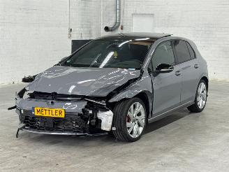 Vaurioauto  passenger cars Volkswagen Golf 8,5 2.0 GTI 16V Hatchback  Benzine 1.984cc 195kW (265pk) FWD 2024-06  DNPD 2025/10