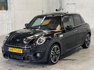 krockskadad bil auto Mini Cooper S Hammersmith 2.0 Cooper S Hatchback 4Dr Benzine 1.998cc 141kW (192pk) FWD 2020/7