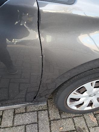 Peugeot 208 1.2 PureTech Blue Lion picture 11