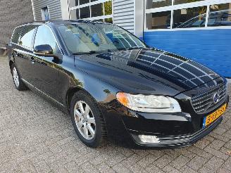 Avarii autoturisme Volvo V-70 AUTOMAAT 1.6 D2 Nordic+ 2014/7