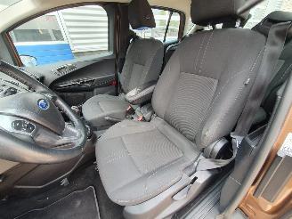 Ford B-Max 1.0 EcoBoost Titanium picture 16