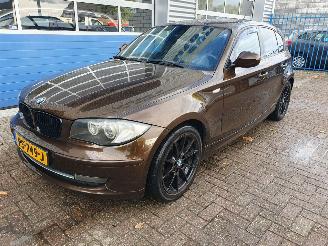 damaged passenger cars BMW 1-serie  2010/6