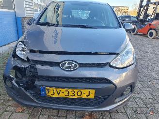 Hyundai I-10 1.0i i-Motion Comfort picture 8