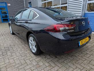 Opel Insignia GRAND SPORT 1.5 Turbo Business Executive Automaat picture 3