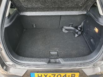 Mazda CX-3 2.0 SkyActiv-G 120 GT-M picture 25