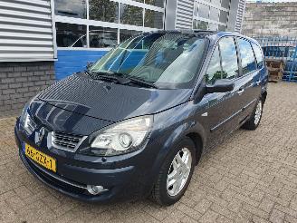 škoda osobní automobily Renault Grand-scenic 2.0-16V Tech Line 2008/10