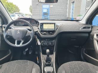 Peugeot 2008 1.2 PureTech Blue Lion picture 20