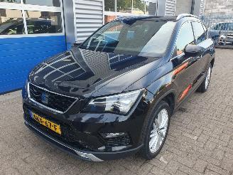 Coche accidentado Seat Ateca 1.5 TSI Business intense Automaat 2019/6