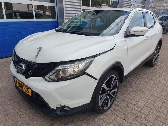 skadebil auto Nissan Qashqai 1.5 dCi Connect Edition 2014/11
