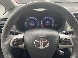 Toyota Auris Toyota Auris 1.8 Full Hybrid Dynamic Business N.A.P NL AUTO DEALER ONDERHOUDEN AUTO picture 12