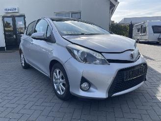 Voiture accidenté Toyota Yaris 1.5 Full Hybrid Aspiration toyota onderhouden prachtig!!! 2014/1