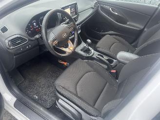 Hyundai I-30 1.0 T-GDI First Edition N.A.P NL AUTO PRACHTIG!!! picture 6