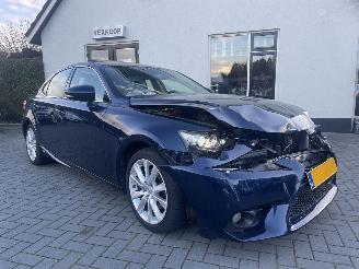 Unfallwagen Lexus IS 300h Edition 2014/1