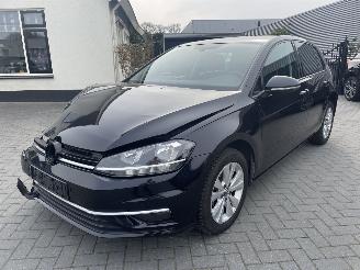 Auto incidentate Volkswagen Golf 1.0 TSI Comfortline N.A.P NL AUTO PRACHTIG!!! 2019/3
