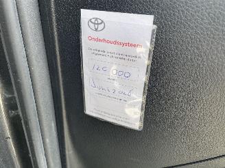 Toyota C-HR 1.8 Hybrid Dynamic N.A.P NL AUTO PRACHTIG!!! picture 13