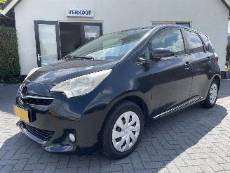 krockskadad bil auto Toyota Verso S 1.3 VVT-i Aspiration N.A.P NL AUTO 2011/2