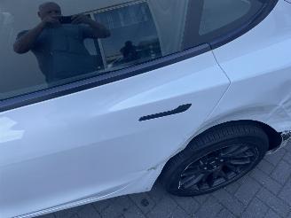 Tesla Model 3 RWD 60 kWh N.A.P NL AUTO PRACHTIG!!!! picture 21