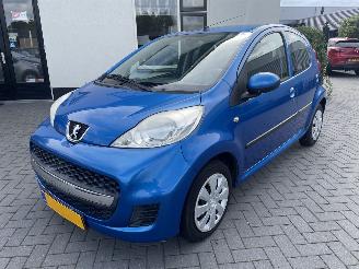 uszkodzony samochody osobowe Peugeot 107 1.0-12V Sublime N.A.P NL AUTO PRACHTIG!!!! 2009/9