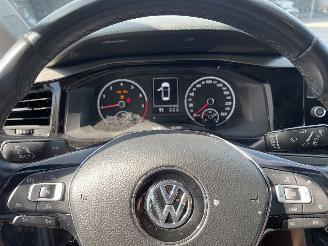 Volkswagen Polo 1.0 MPI Comfortline N.A.P NL AUTO picture 11