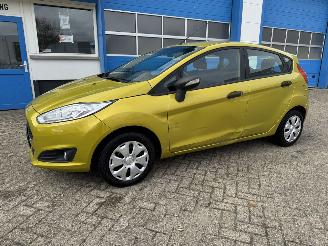 krockskadad bil auto Ford Fiesta 1.25  TITANIUM 2015/1